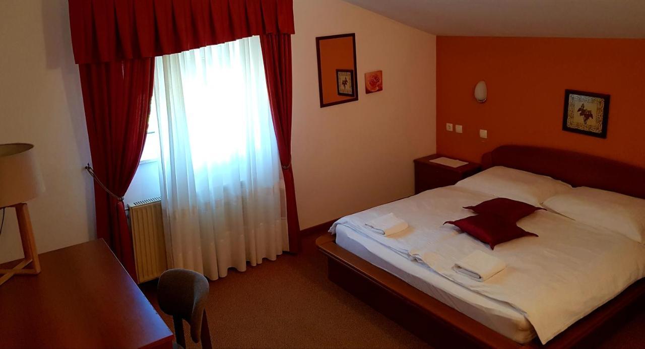 Hotel Gostisce Jazbec - Idrsko - Kobarid Exterior foto